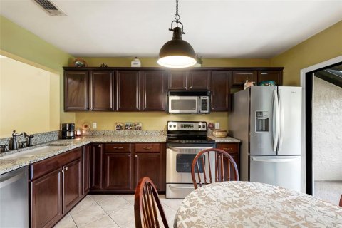 Copropriété à vendre à Tampa, Floride: 2 chambres, 110.09 m2 № 1914550 - photo 11
