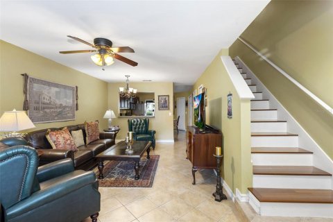 Copropriété à vendre à Tampa, Floride: 2 chambres, 110.09 m2 № 1914550 - photo 5
