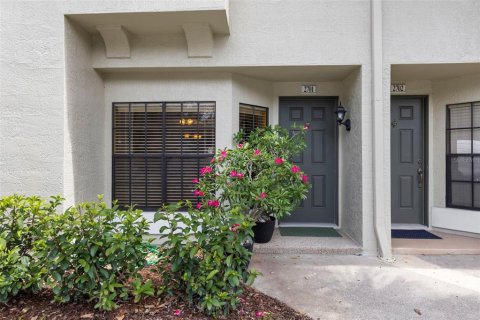 Copropriété à vendre à Tampa, Floride: 2 chambres, 110.09 m2 № 1914550 - photo 3