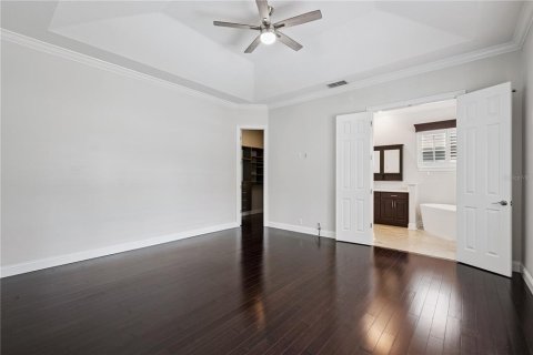 House in Windermere, Florida 4 bedrooms, 222.78 sq.m. № 2272937 - photo 5