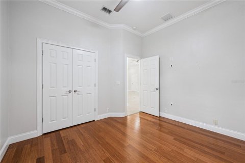 House in Windermere, Florida 4 bedrooms, 222.78 sq.m. № 2272937 - photo 9
