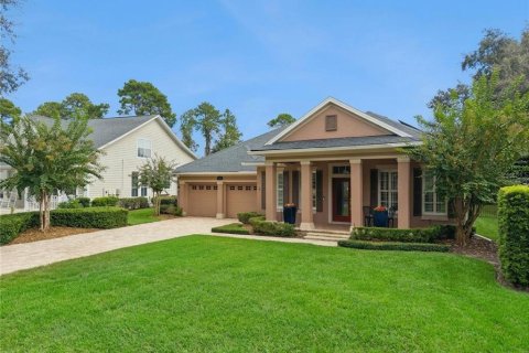House in Windermere, Florida 4 bedrooms, 222.78 sq.m. № 2272937 - photo 18