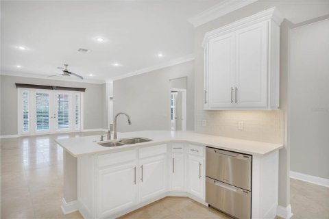 Casa en alquiler en Windermere, Florida, 4 dormitorios, 222.78 m2 № 2272937 - foto 6