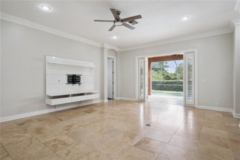 House in Windermere, Florida 4 bedrooms, 222.78 sq.m. № 2272937 - photo 23