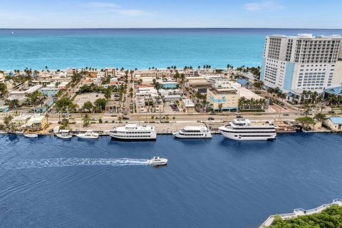 Immobilier commercial à vendre à Hollywood, Floride № 2001364 - photo 12