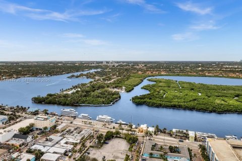 Immobilier commercial à vendre à Hollywood, Floride № 2001364 - photo 5