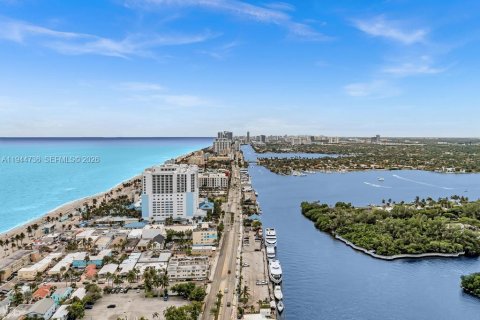 Immobilier commercial à vendre à Hollywood, Floride № 2001364 - photo 4