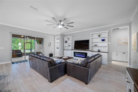 House in Land O' Lakes, Florida 3 bedrooms, 218.32 sq.m. № 1824470 - photo 10