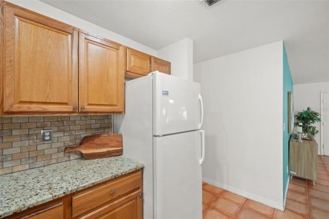 House in New Port Richey, Florida 2 bedrooms, 110 sq.m. № 1916345 - photo 17