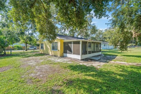House in New Port Richey, Florida 2 bedrooms, 110 sq.m. № 1916345 - photo 30