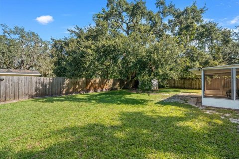 House in New Port Richey, Florida 2 bedrooms, 110 sq.m. № 1916345 - photo 29