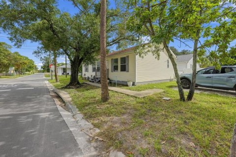 House in Bradenton, Florida 3 bedrooms, 106.28 sq.m. № 2393418 - photo 5