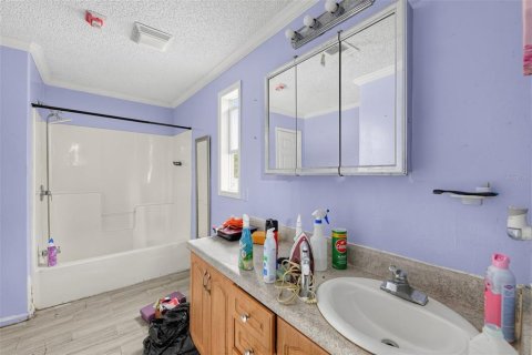 House in Bradenton, Florida 3 bedrooms, 106.28 sq.m. № 2393418 - photo 19