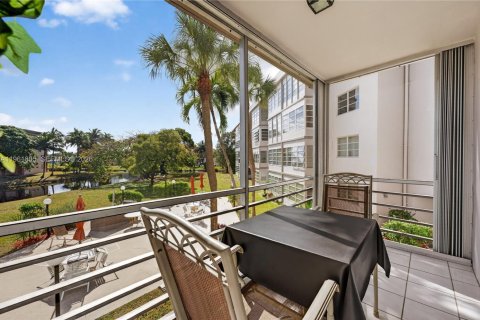 Купить кондоминиум в Лодердейл-Лейкс, Флорида 1 спальня, 71.35м2, № 2024385 - фото 25