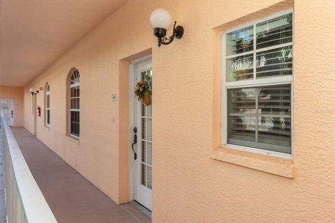 Condo in Venice, Florida, 3 bedrooms  № 1405091 - photo 30
