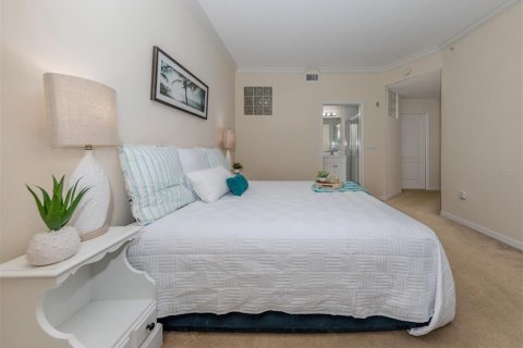 Condo in Venice, Florida, 3 bedrooms  № 1405091 - photo 19