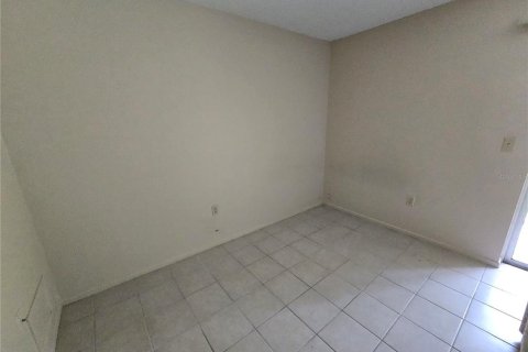 Condo in Tarpon Springs, Florida, 1 bedroom № 2348086 - photo 14