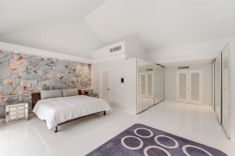 Townhouse in Miami, Florida 3 bedrooms, 325.53 sq.m. № 2055667 - photo 24