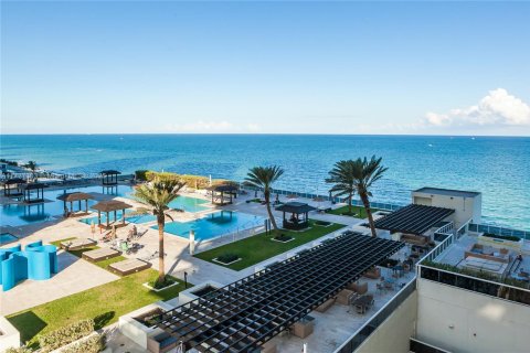 Copropriété à louer à Hallandale Beach, Floride: 2 chambres, 135.45 m2 № 1616951 - photo 30
