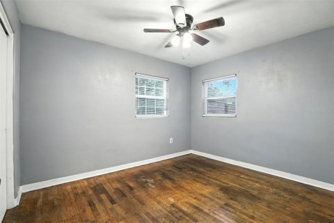 House in DeLand, Florida 3 bedrooms, 117.52 sq.m. № 2093028 - photo 15