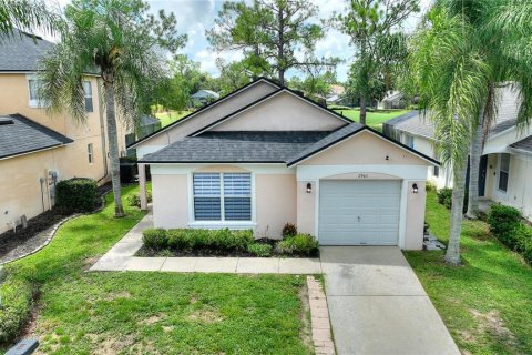 House in Haines City, Florida 3 bedrooms, 104.98 sq.m. № 2136162