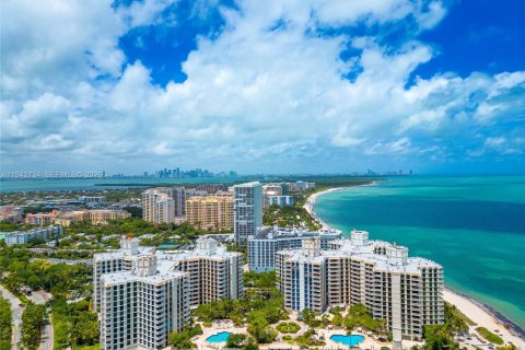 Copropriété à louer à Key Biscayne, Floride: 2 chambres, 130.9 m2 № 2000125 - photo 3