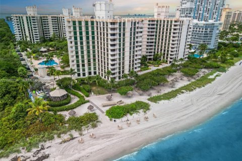 Copropriété à louer à Key Biscayne, Floride: 2 chambres, 130.9 m2 № 2000125 - photo 4