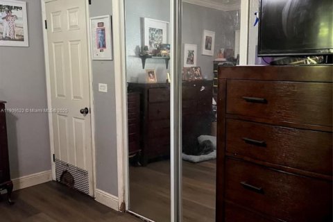 Casa en venta en Miramar, Florida, 4 dormitorios, 186.08 m2 № 1968192 - foto 12