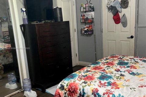 Casa en venta en Miramar, Florida, 4 dormitorios, 186.08 m2 № 1968192 - foto 11