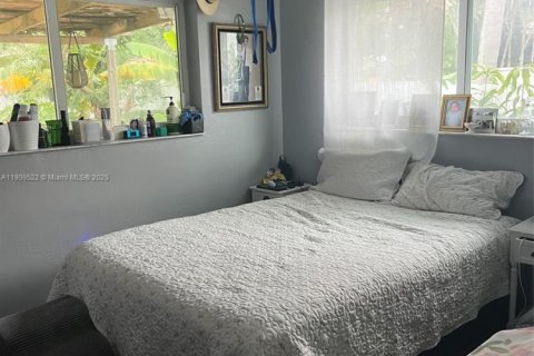 Casa en venta en Miramar, Florida, 4 dormitorios, 186.08 m2 № 1968192 - foto 4