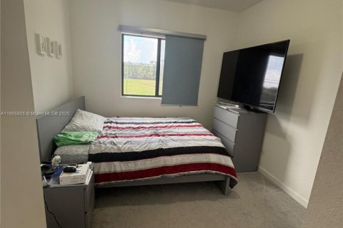 Touwnhouse à vendre à Homestead, Floride: 3 chambres, 135.92 m2 № 1979237 - photo 13