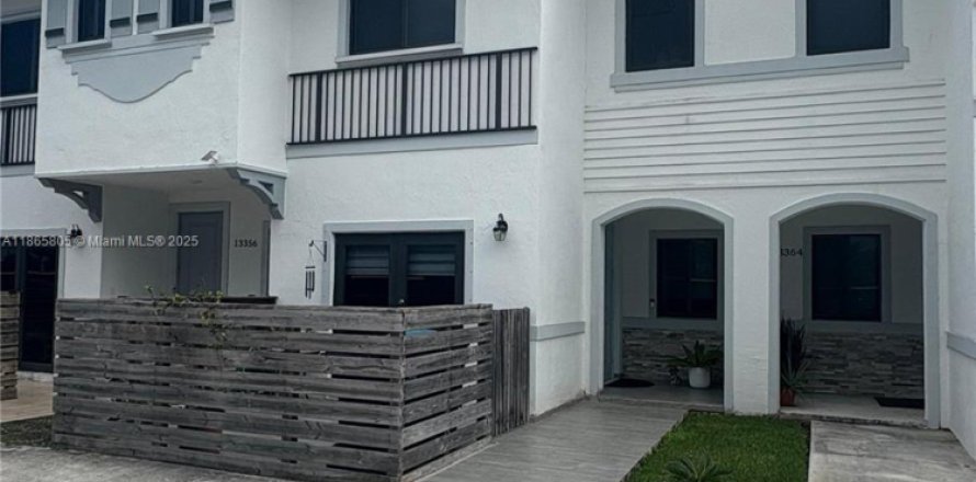 Touwnhouse à Homestead, Floride 3 chambres, 135.92 m2 № 1979237