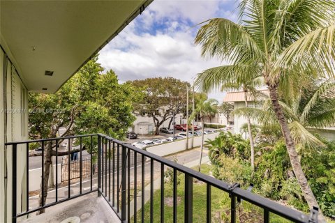 Copropriété à vendre à Oakland Park, Floride: 2 chambres, 92.9 m2 № 2386921 - photo 21