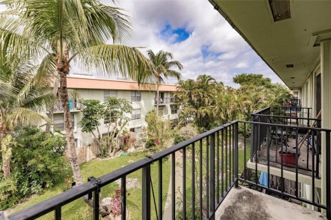 Copropriété à vendre à Oakland Park, Floride: 2 chambres, 92.9 m2 № 2386921 - photo 20
