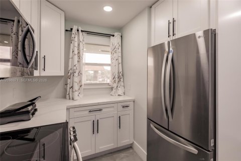 Copropriété à vendre à Oakland Park, Floride: 2 chambres, 92.9 m2 № 2386921 - photo 7