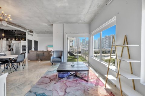 Condominio en venta en Miami, Florida, 2 dormitorios, 93.83 m2 № 2002393 - foto 4