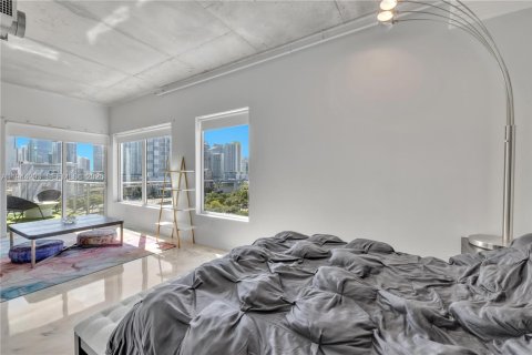 Condominio en venta en Miami, Florida, 2 dormitorios, 93.83 m2 № 2002393 - foto 10