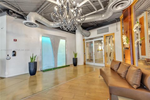 Condominio en venta en Miami, Florida, 2 dormitorios, 93.83 m2 № 2002393 - foto 14