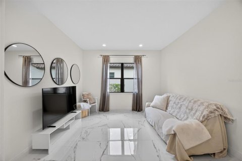 House in Bradenton, Florida 4 bedrooms, 256.6 sq.m. № 1792675 - photo 16