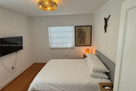 Copropriété à vendre à Miami Beach, Floride: 1 chambre, 56.67 m2 № 1946371 - photo 15