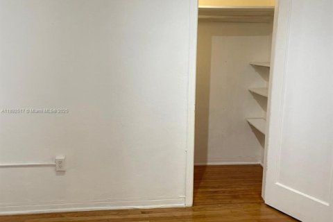 Copropriété à vendre à Miami Beach, Floride: 1 chambre, 56.67 m2 № 1946371 - photo 6