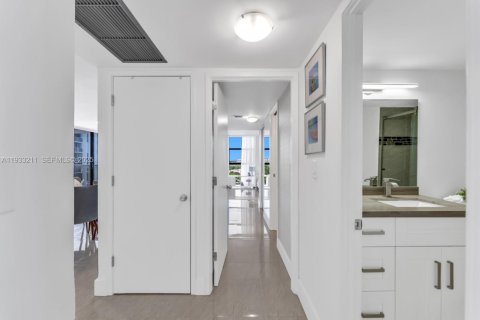 Купить кондоминиум в Авентура, Флорида 2 спальни, 107.12м2, № 1992818 - фото 10