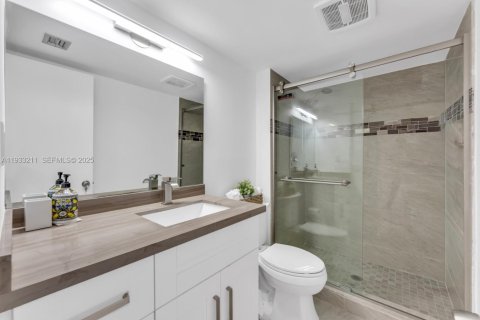 Купить кондоминиум в Авентура, Флорида 2 спальни, 107.12м2, № 1992818 - фото 16