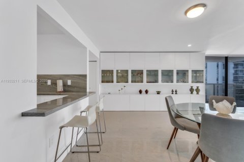 Купить кондоминиум в Авентура, Флорида 2 спальни, 107.12м2, № 1992818 - фото 6