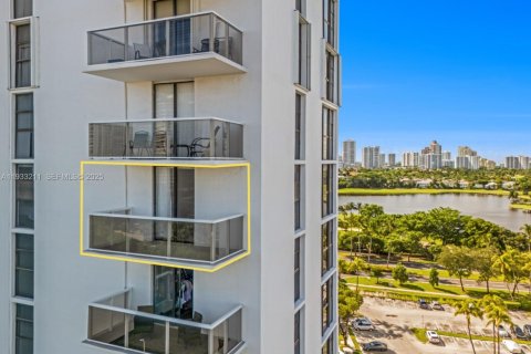 Купить кондоминиум в Авентура, Флорида 2 спальни, 107.12м2, № 1992818 - фото 2