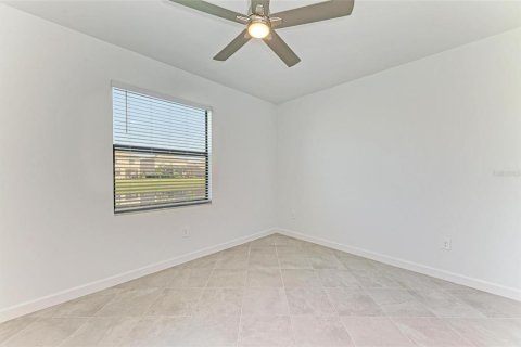 House in Bradenton, Florida 3 bedrooms, 131.64 sq.m. № 1631276 - photo 12
