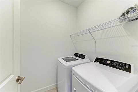 House in Bradenton, Florida 3 bedrooms, 131.64 sq.m. № 1631276 - photo 20