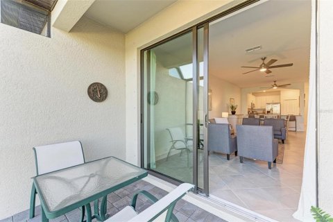 House in Bradenton, Florida 3 bedrooms, 131.64 sq.m. № 1631276 - photo 25