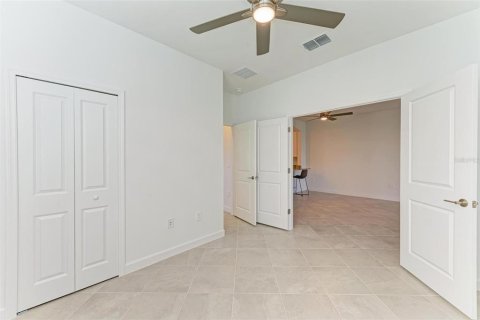 House in Bradenton, Florida 3 bedrooms, 131.64 sq.m. № 1631276 - photo 16