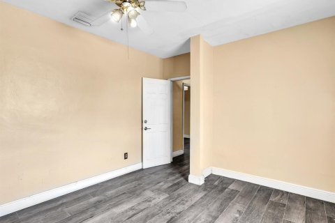 Propiedad comercial en venta en Davie, Florida № 2081580 - foto 27